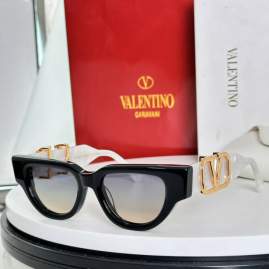 Picture of Valentino Sunglasses _SKUfw71037975fw